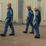 Zborul spaţial Blue Origin, cu Jeff Bezos la bord, s-a încheiat cu succes