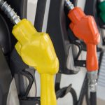 12:52 Slovenia plafonează preţurile la carburanţi